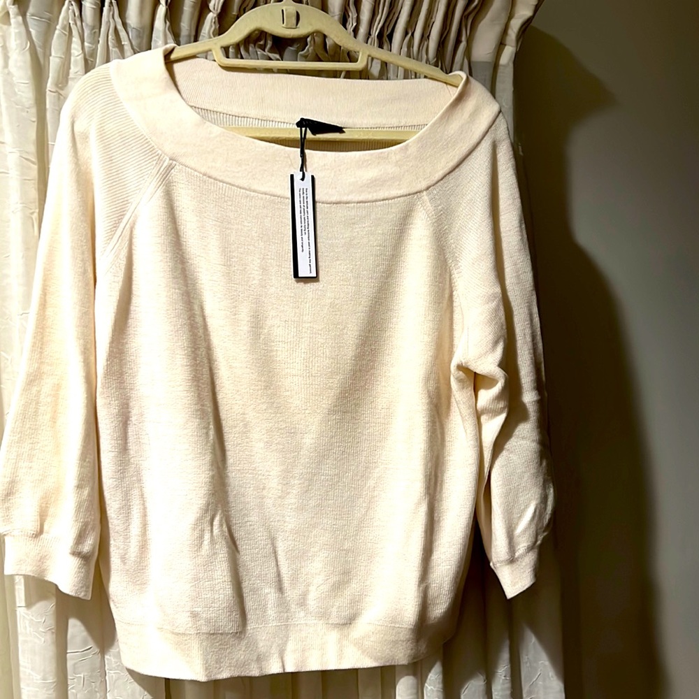 NWT Alice and Olivia  White Cashmere boat neck sweater L!
